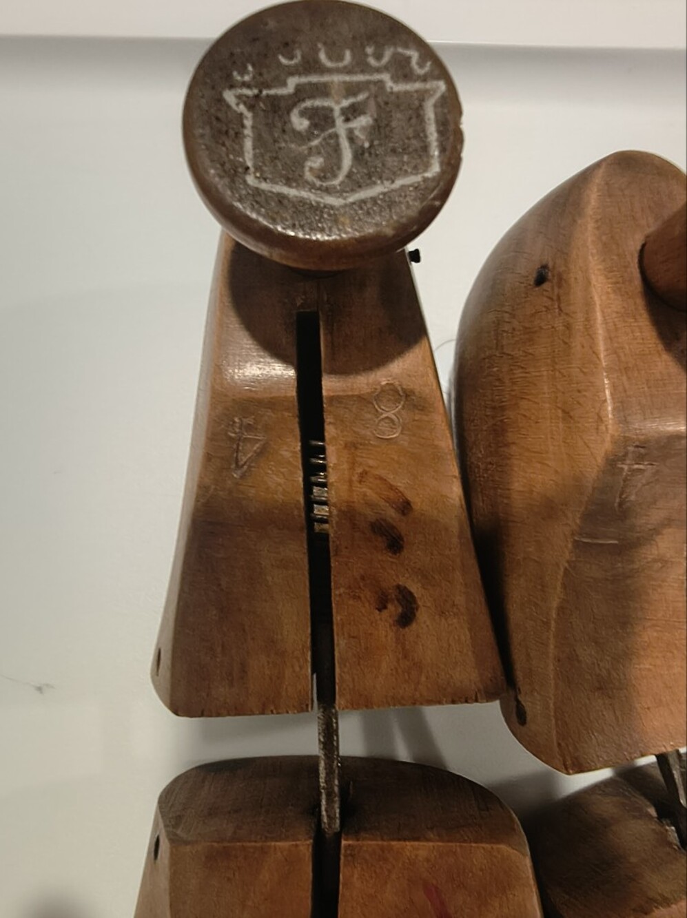 antique wooden shoe trees marked 8 4 11 inches long
